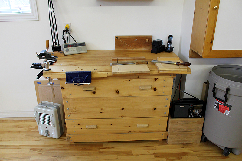 Woodworking workbench